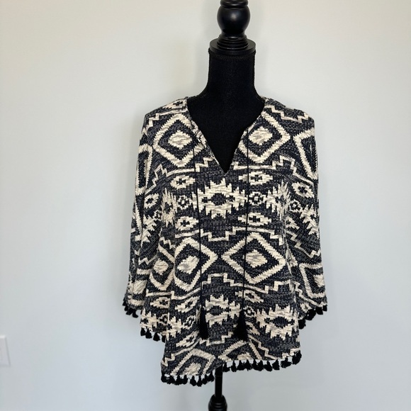 Joy Joy Blue White Tassel Edging V-Neck Poncho (S/M) - Picture 2 of 10